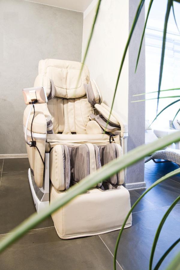 Apartmany A Wellness Vmal Skuteč Dış mekan fotoğraf